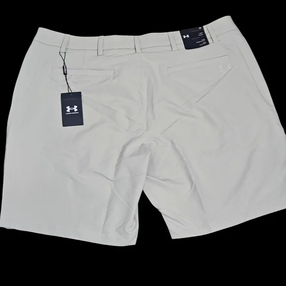 Men's Under Armour Tech Taper Shorts Size 42 Beige - Picture 2 of 8